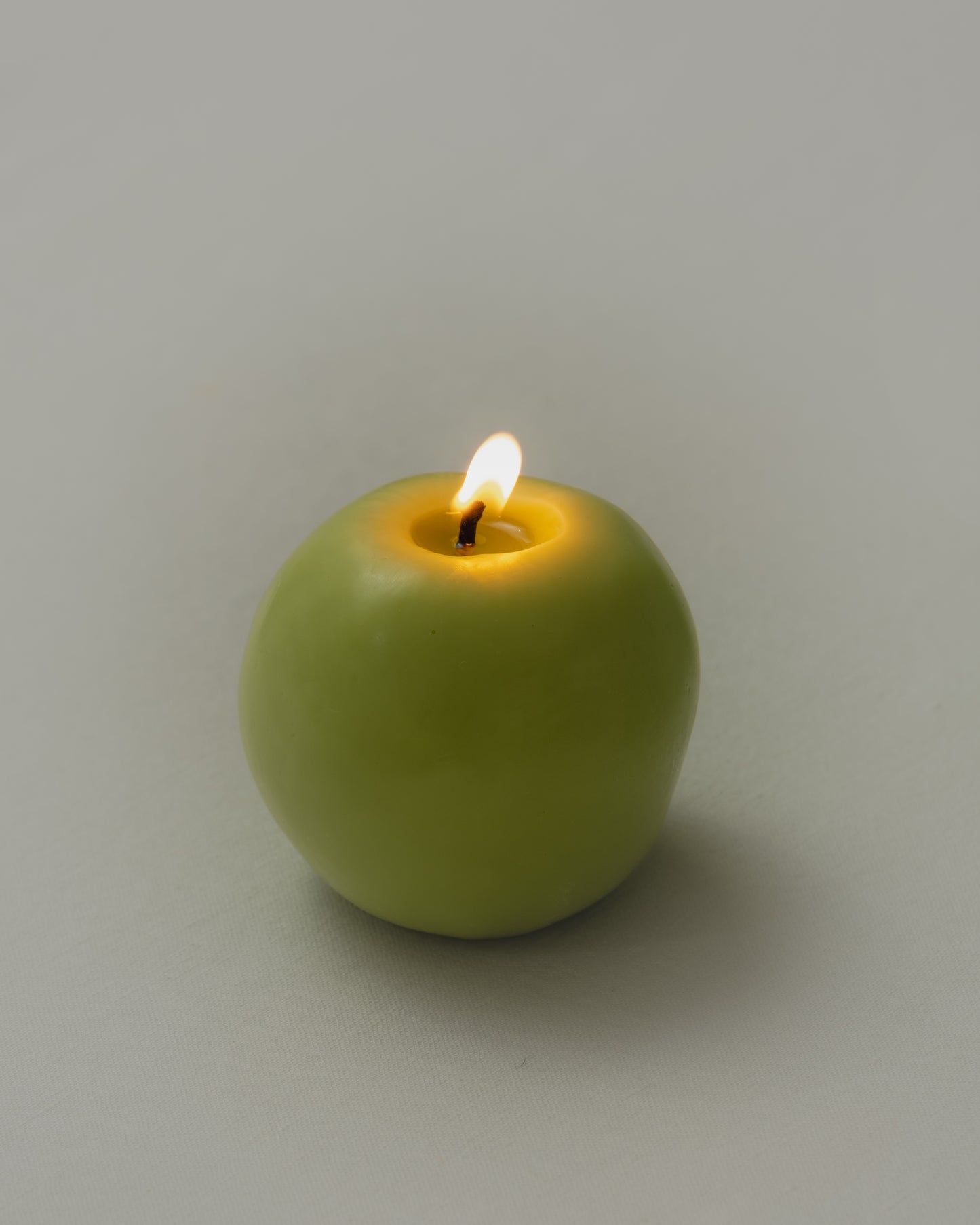 Scented Apple Candle