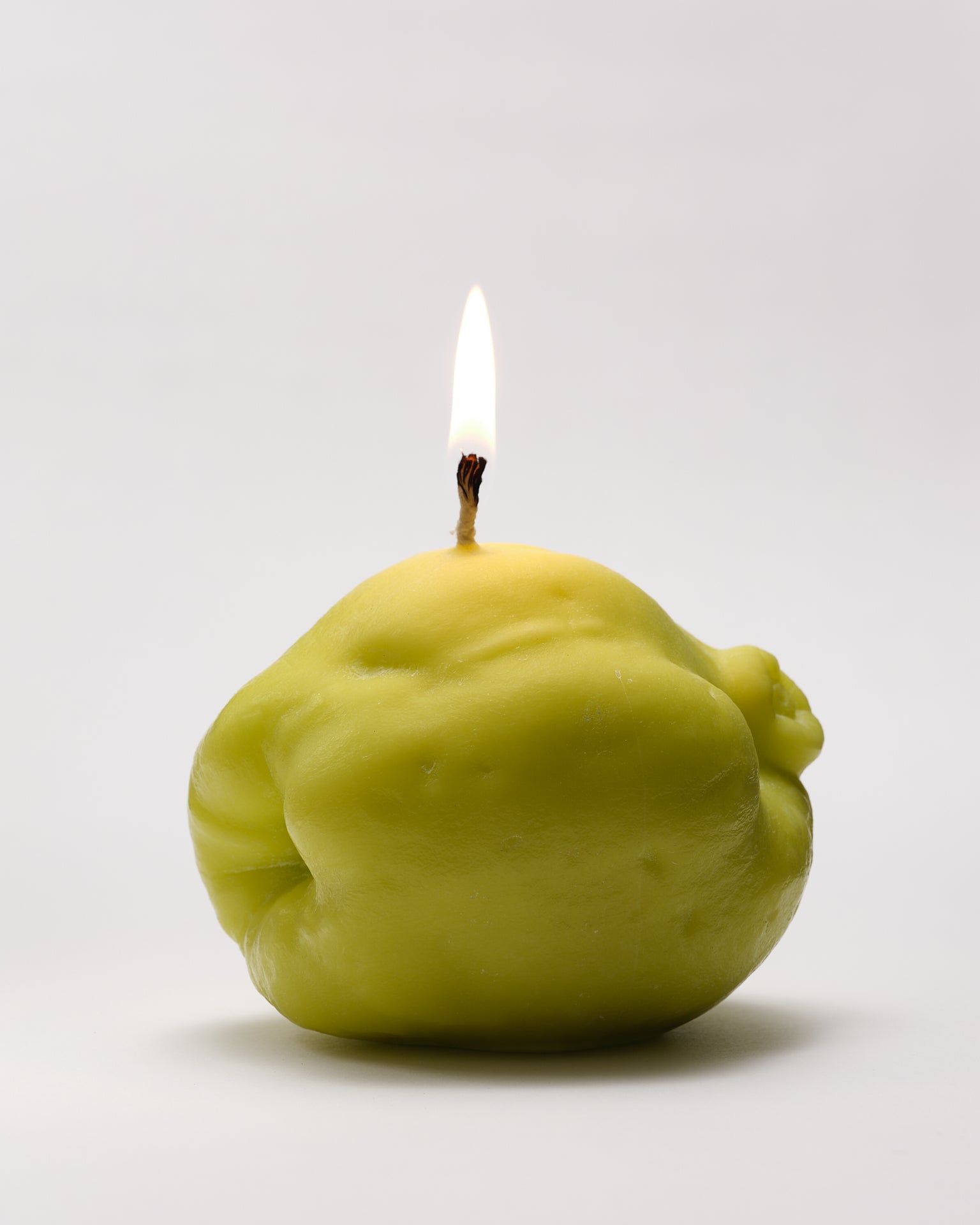 Quince Candle