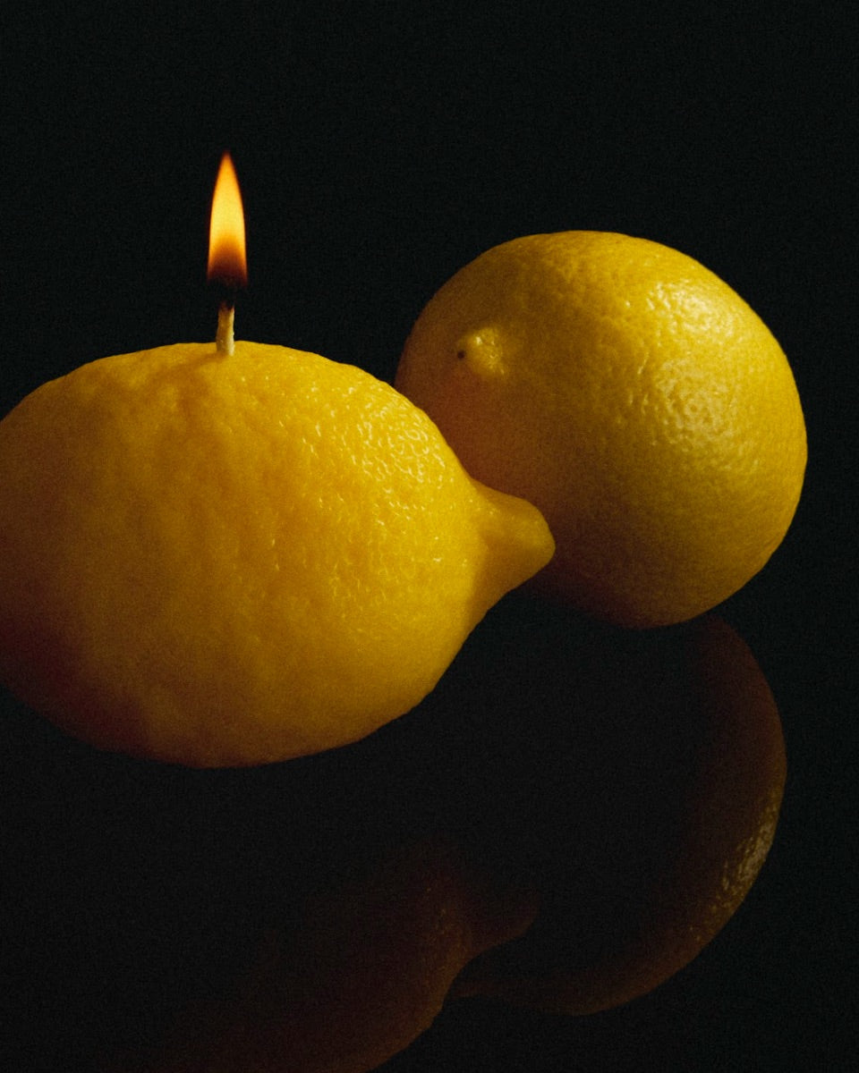 Scented Lemon Candle