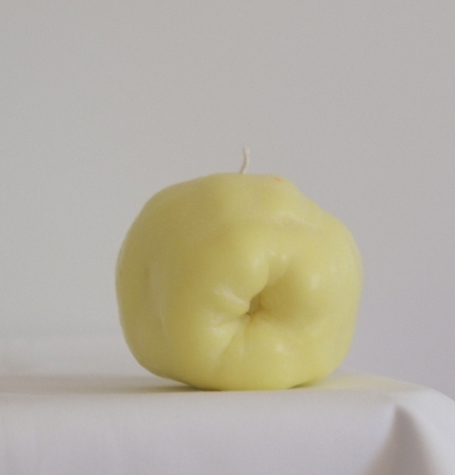 Quince Candle
