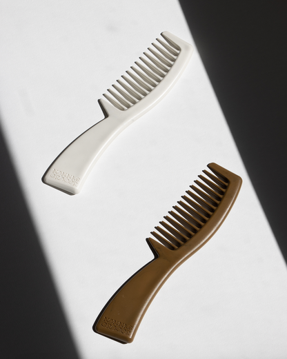The Francis ~ Wide tooth comb